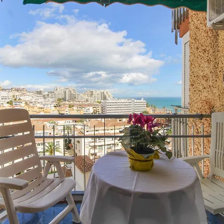 Apartamento In With Swimming Pool